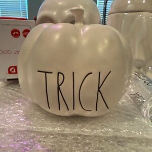 Rae Dunn Artisan Collection Cream Dish